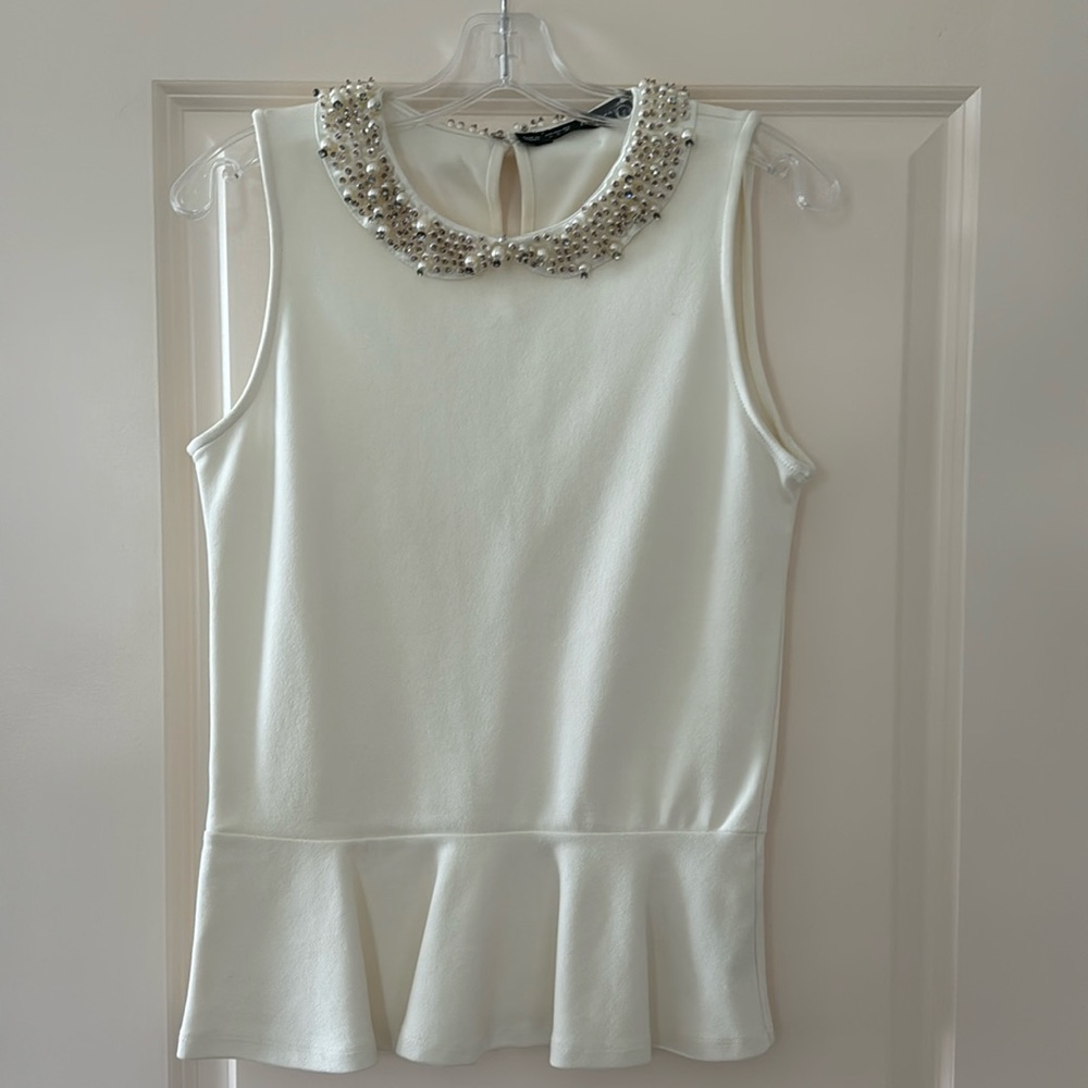 Zara Sleeveless Stretch Top w/Embellished Collar, Size L